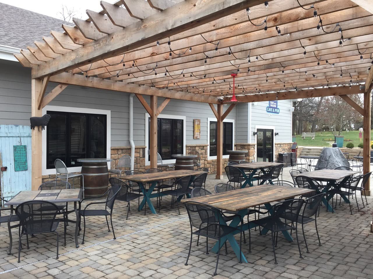 Cozy's Cafe & Pub Liberty Township, OH Breakfast With Nick